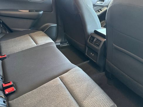 Used 2025 Nissan Rogue SV FWD image 28