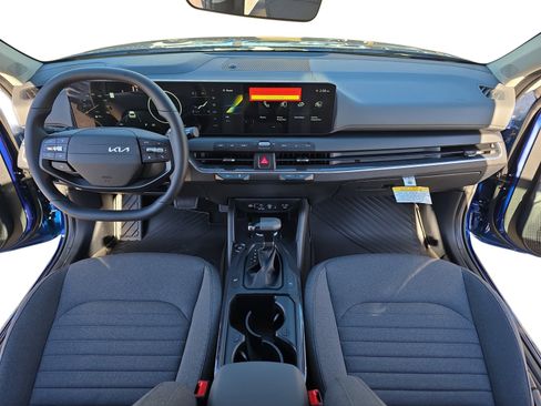 New 2025 Kia K4 EX image 9