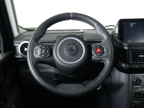 Used 2025 INEOS Grenadier Station Wagon AWD/4WD image 8