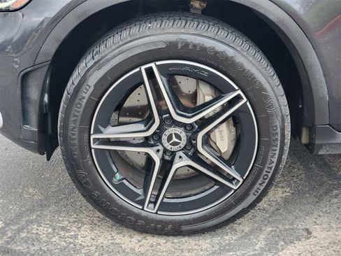 Used 2022 Mercedes-Benz GLC 300 4MATIC w/ AMG Line image 9