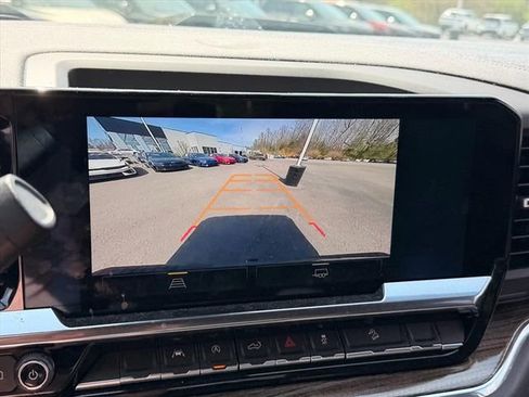 Used 2024 Chevrolet Silverado 1500 LT Trail Boss w/ Protection Package image 29