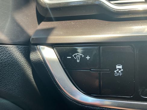 Used 2023 Kia Sportage EX FWD image 13