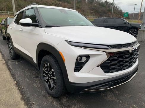 New 2026 Chevrolet TrailBlazer ACTIV w/ Convenience Package image 1