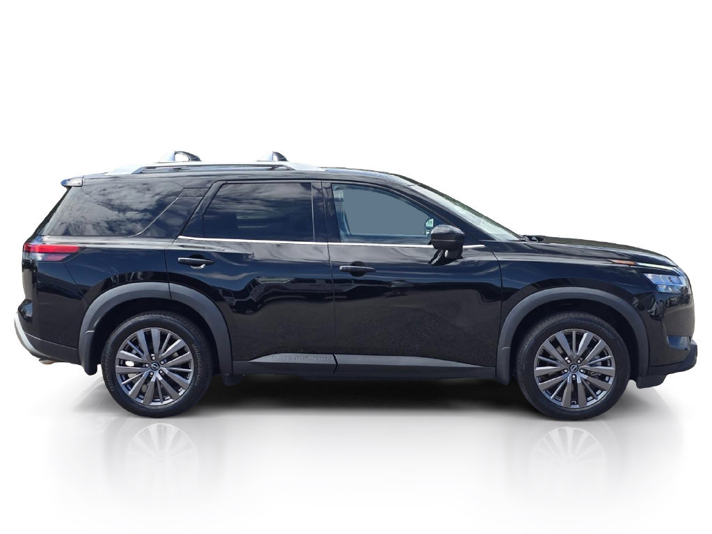 Used 2023 Nissan Pathfinder SL w/ SL Premium Package FWD image 4