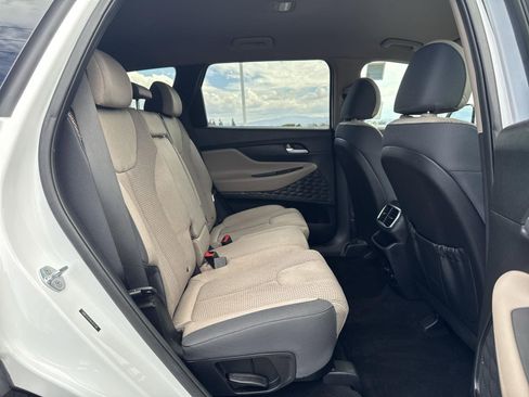 Used 2019 Hyundai Santa Fe SEL image 36