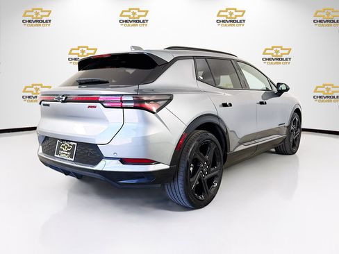 Used 2025 Chevrolet Equinox EV RS FWD image 7