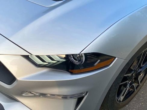 Used 2018 Ford Mustang Premium w/ Equipment Group 201A image 5