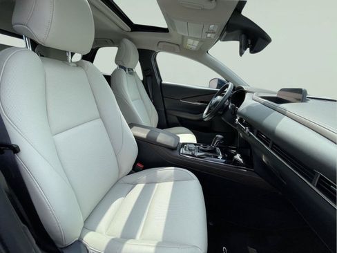 Used 2023 MAZDA CX-30 AWD 2.5 S w/ Premium Package image 21