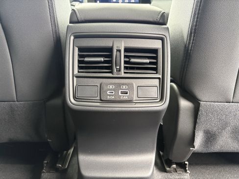 New 2026 Subaru Outback Premium w/ Premium/Limited Package AWD/4WD image 33
