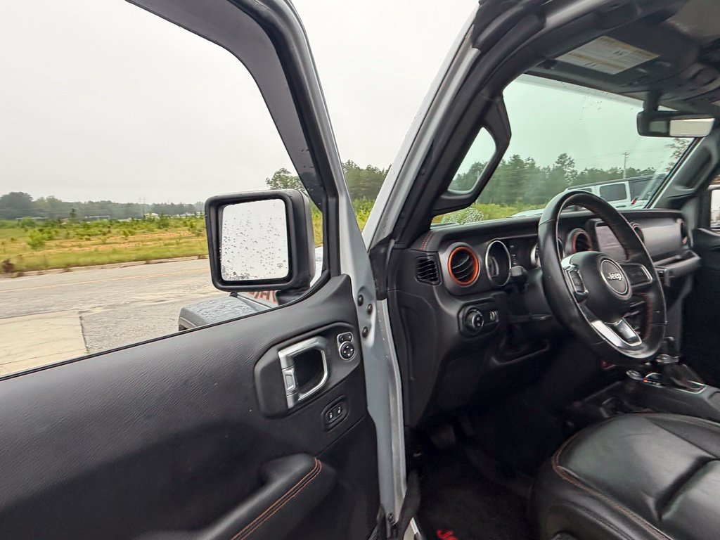 Used 2023 Jeep Gladiator Mojave w/ Trailer Tow Package AWD/4WD image 35