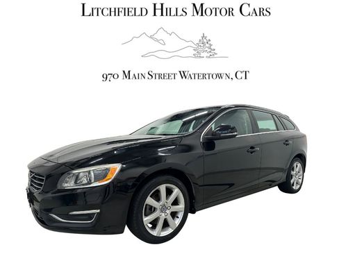 Used 2017 Volvo V60 T5 Platinum w/ Climate Package image 1