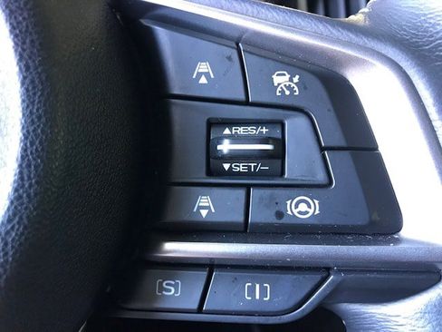 Used 2020 Subaru Forester Premium image 16