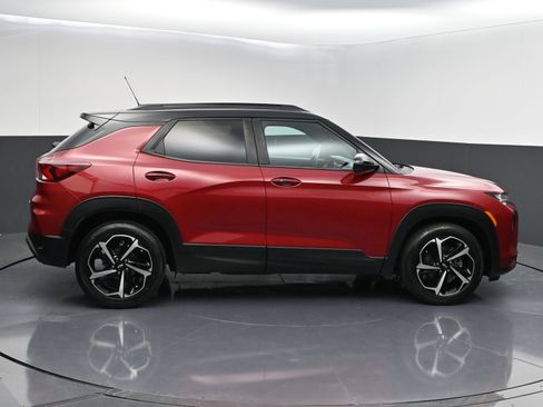 Certified 2021 Chevrolet TrailBlazer RS w/ Sun and Liftgate Package FWD image 8