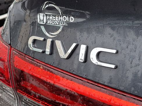 Used 2024 Honda Civic Sport image 31