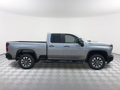 New 2026 Chevrolet Silverado 2500 Custom w/ Custom Value Package AWD/4WD image 4