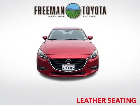 Used 2017 MAZDA MAZDA3 Touring FWD image 3