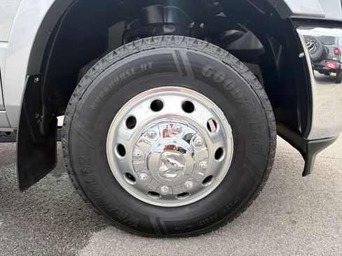 Used 2022 RAM 3500 Laramie AWD/4WD image 17