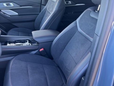 New 2026 Ford Explorer ST w/ Sun And Sound Package image 13