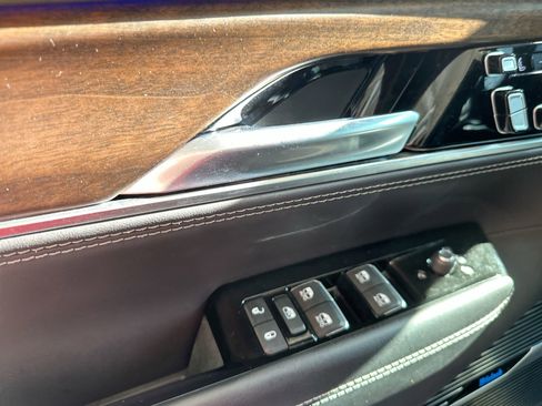 New 2022 Jeep Grand Wagoneer Series II image 13