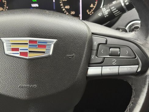 Used 2021 Cadillac XT4 Premium Luxury FWD image 20