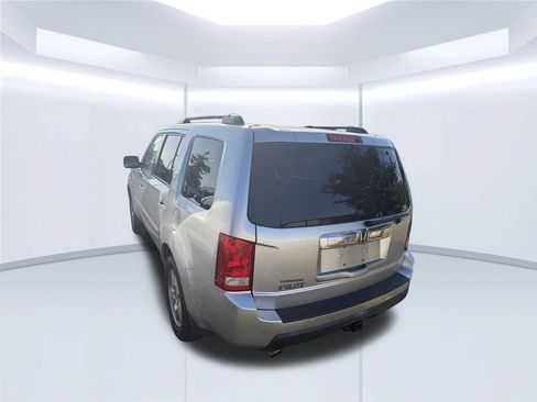 Used 2011 Honda Pilot EX image 4