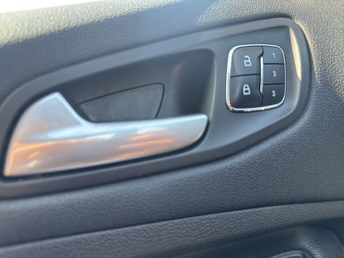 Used 2016 Ford Escape Titanium w/ Equipment Group 301A AWD/4WD image 31
