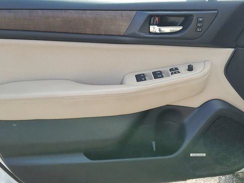 Used 2016 Subaru Outback 2.5i Limited AWD/4WD image 15