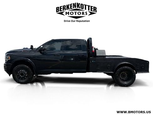 Used 2020 RAM 3500 Laramie AWD/4WD image 6