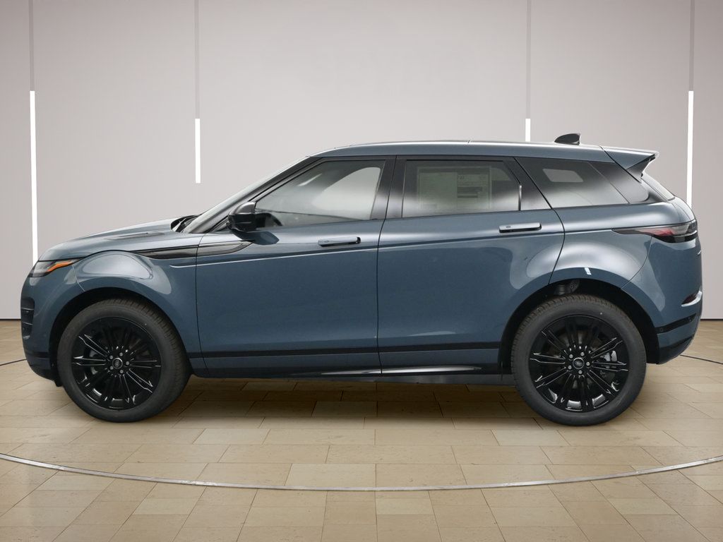 Used 2026 Land Rover Range Rover Evoque Dynamic SE AWD/4WD image 2