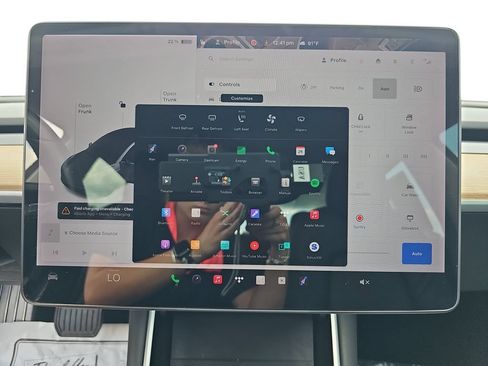 Used 2018 Tesla Model 3 Mid Range RWD image 21