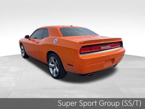 Used 2014 Dodge Challenger SXT Plus image 5