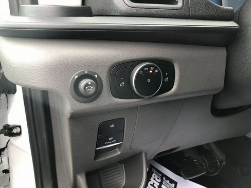 New 2026 Ford Transit 250 XL image 7