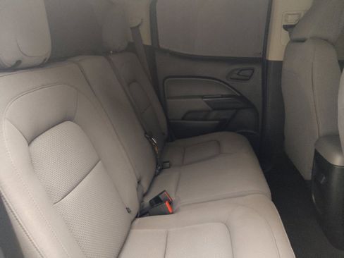 Used 2022 Chevrolet Colorado W/T w/ WT Convenience Package RWD image 19