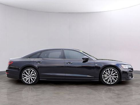 Used 2024 Audi A8 L 3.0T w/ Comfort Plus Package AWD/4WD image 4