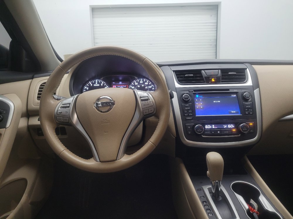 Used 2016 Nissan Altima 2.5 SV w/ Convenience Package FWD image 22
