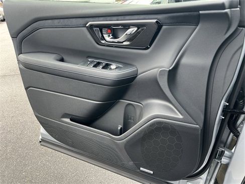 New 2025 Subaru Forester Limited w/ Popular Package #2 image 25