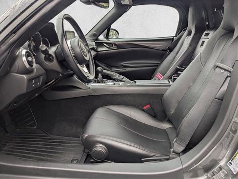 Used 2018 MAZDA MX-5 Miata Grand Touring image 15