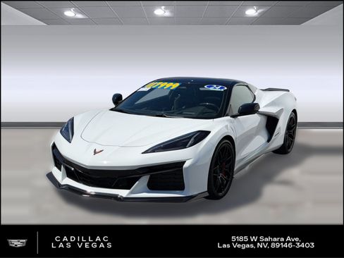 Used 2024 Chevrolet Corvette Z06 RWD image 1