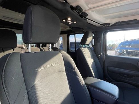 Used 2021 Jeep Wrangler Unlimited Sahara AWD/4WD image 27