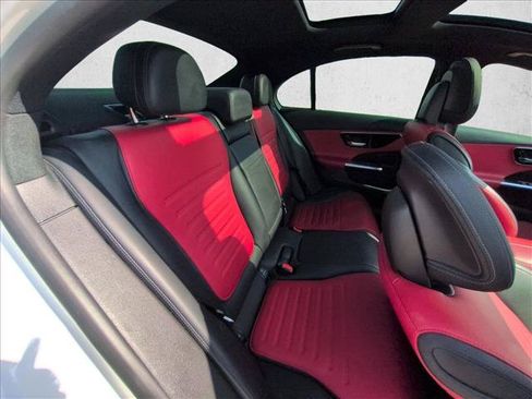 Used 2023 Mercedes-Benz C 300 Sedan image 19