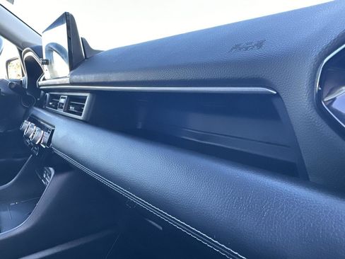 Certified 2023 Honda Pilot Touring image 33