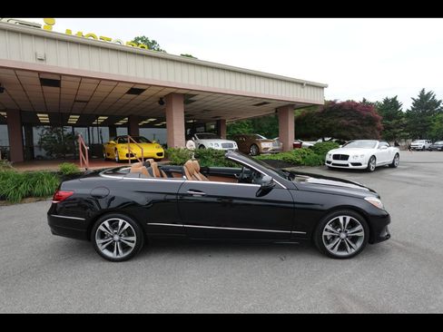 Used 2017 Mercedes-Benz E 400 Cabriolet image 1