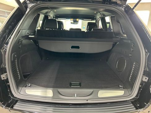 Used 2021 Jeep Grand Cherokee Trackhawk image 27