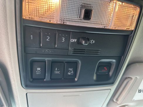 Used 2020 Toyota 4Runner SR5 Premium AWD/4WD image 7
