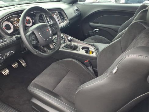 Certified 2023 Dodge Challenger R/T w/ Plus Package image 14