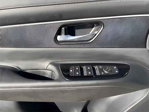 Used 2025 Nissan Murano SV image 21