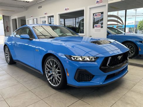 Used 2024 Ford Mustang GT Premium RWD image 1