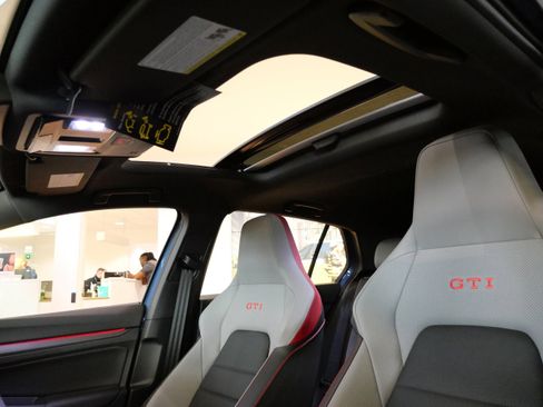 New 2025 Volkswagen GTI Autobahn image 6