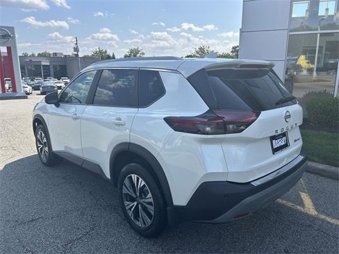 Certified 2023 Nissan Rogue SV w/ SV Premium Package image 6