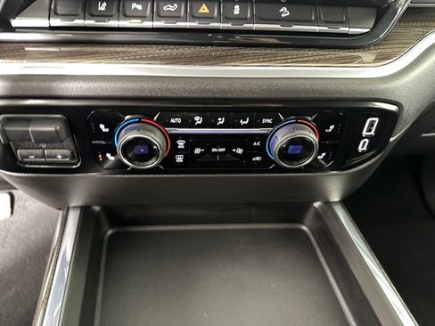 Used 2025 Chevrolet Silverado 2500 LT w/ Z71 Chrome Sport Edition image 28